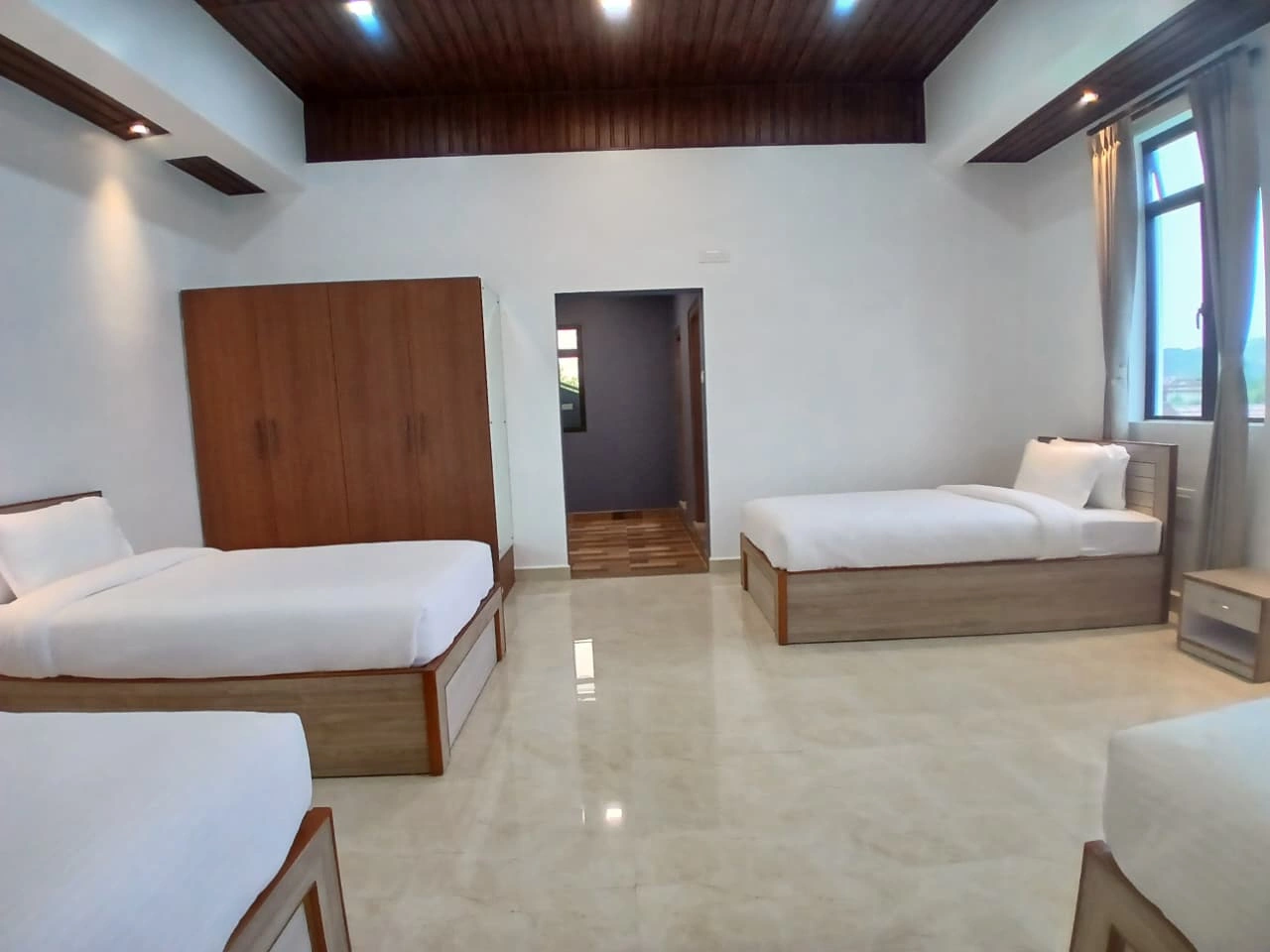 Panoramic Family Suite looking towards the kitchen