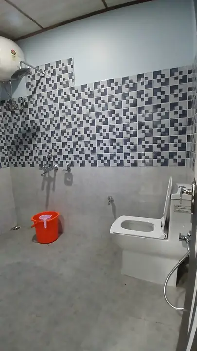 Garden Cottage bathroom